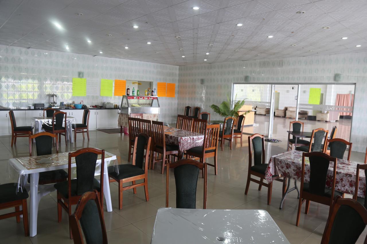 Funworld Plaza Hotel نادي المظهر الخارجي الصورة